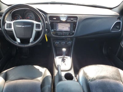 2013 Chrysler 200 Limited