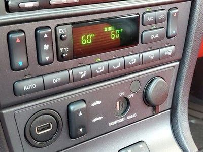 2003 Ford Thunderbird Base