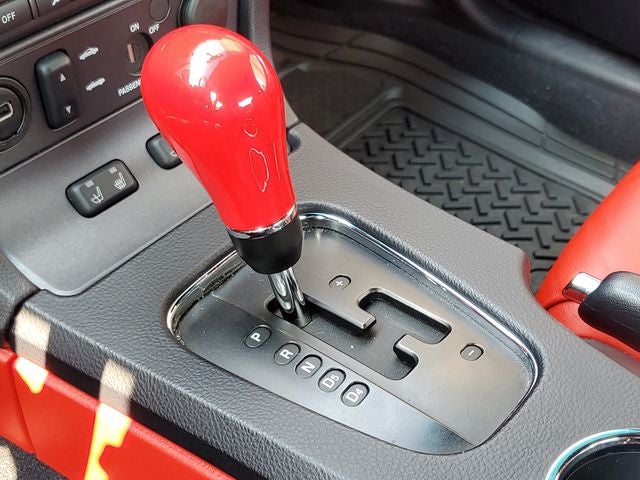 2003 Ford Thunderbird Base