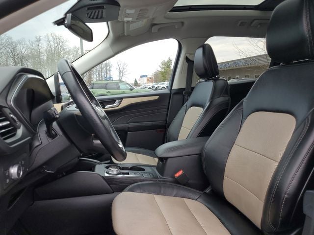 2021 Ford Escape Hybrid Titanium