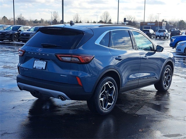 2026 Ford Escape Platinum