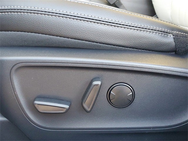 2026 Ford Escape Platinum