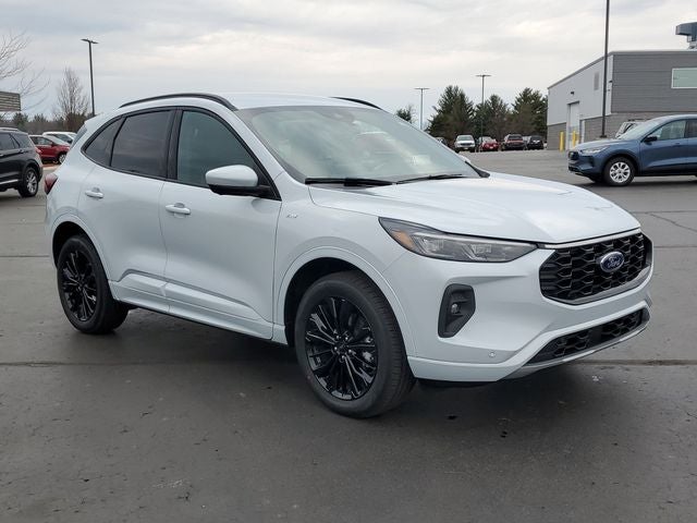 2026 Ford Escape ST-Line Elite