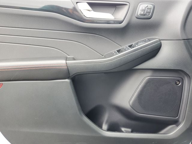 2026 Ford Escape ST-Line Elite