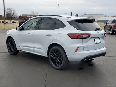 2026 Ford Escape ST-Line Elite