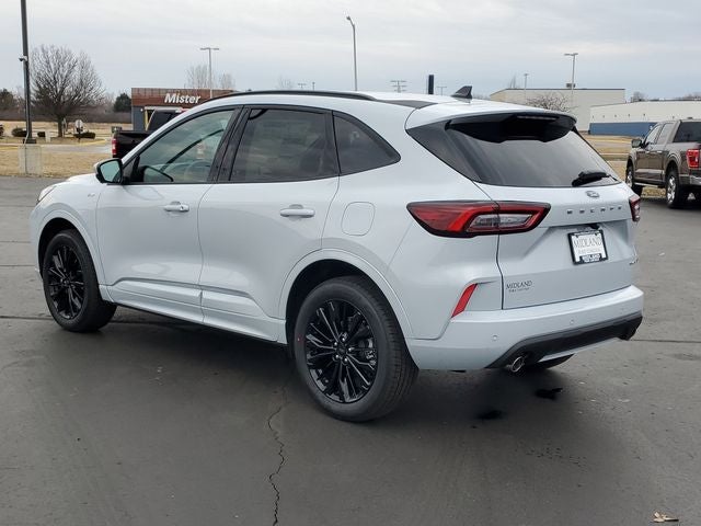2026 Ford Escape ST-Line Elite