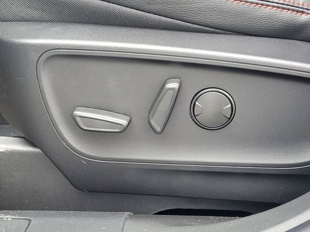 2026 Ford Escape ST-Line Elite