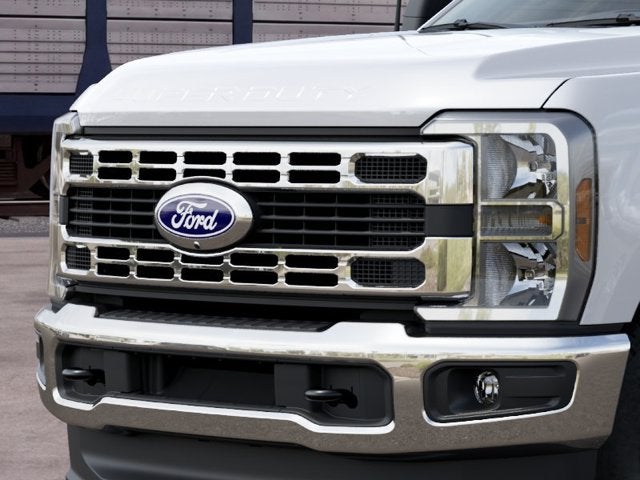 2027 Ford F-350SD XLT