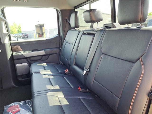 2025 Ford F-350SD Lariat