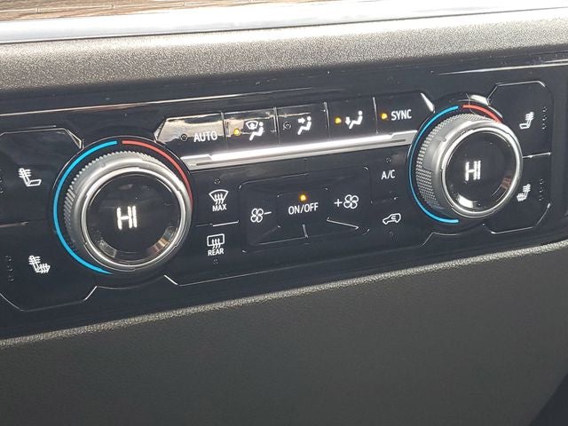 2024 Chevrolet Silverado 1500 LT LT1