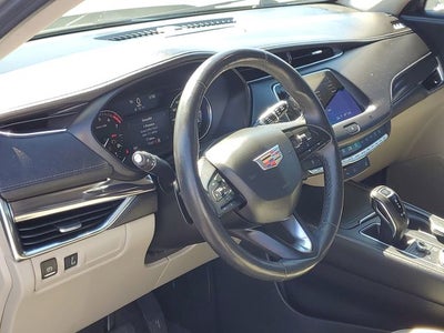 2019 Cadillac XT4 Luxury