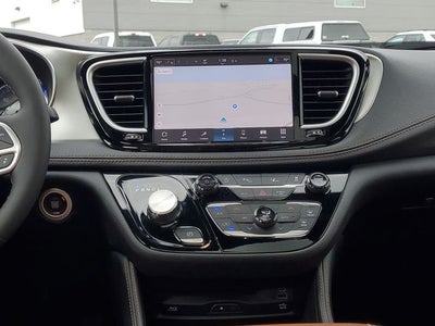 2026 Chrysler Pacifica Pinnacle