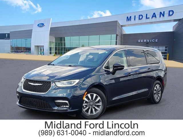 2024 Chrysler Pacifica Hybrid Select