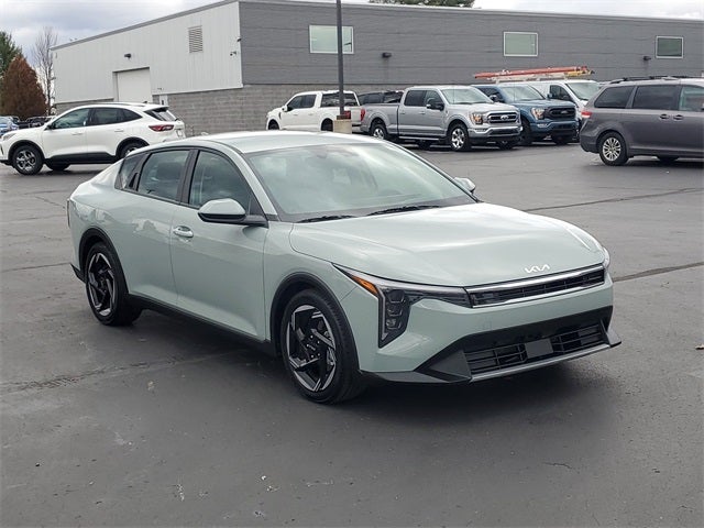 2025 Kia K4 EX