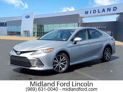 2024 Toyota Camry Hybrid XLE