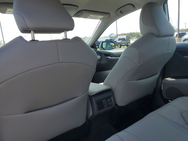 2024 Toyota Camry Hybrid XLE
