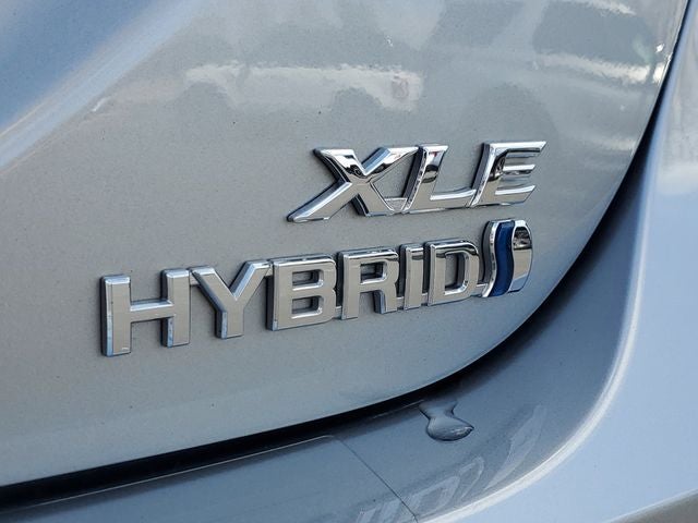 2024 Toyota Camry Hybrid XLE