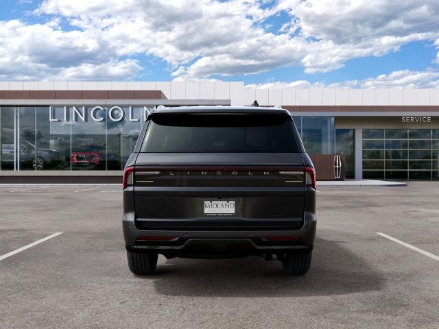 2027 Lincoln Navigator Reserve