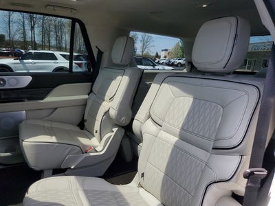 2022 Lincoln Navigator Black Label