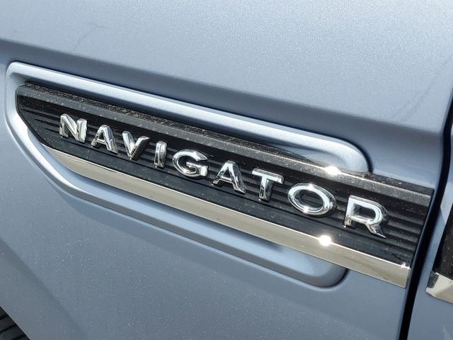2022 Lincoln Navigator Black Label