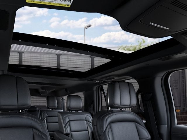 2027 Lincoln Navigator L Reserve