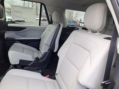 2026 Lincoln Navigator L Premiere