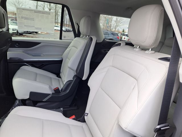 2026 Lincoln Navigator L Premiere