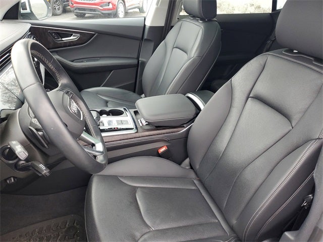 2023 Audi Q8 55 Premium Plus quattro