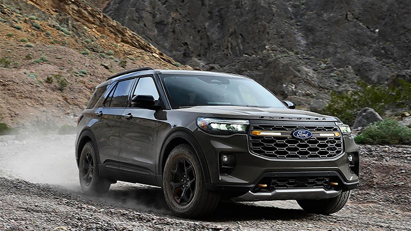 2027 Ford Explorer vs 2027 Jeep Grand Cherokee 