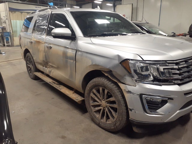 Midland Ford Collision Center Interior